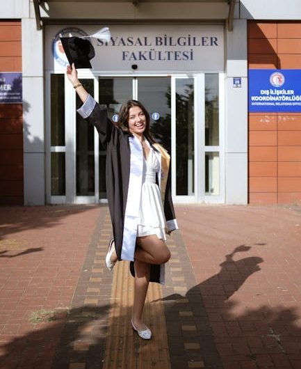 Купить диплом менеджера в Красной Заре