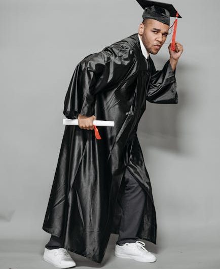 Купите диплом вуза с занесением в реестр быстро